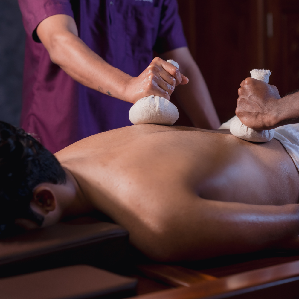 Potli Massage (Warm Poultice)